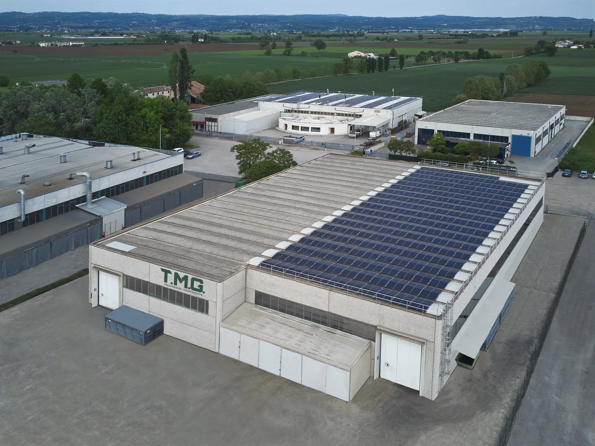 Sede T.M.G. a Zimella con impianto fotovoltaico